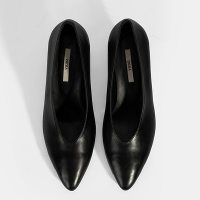 Kadın Siyah Klasik Topuklu Deri Ayakkabı