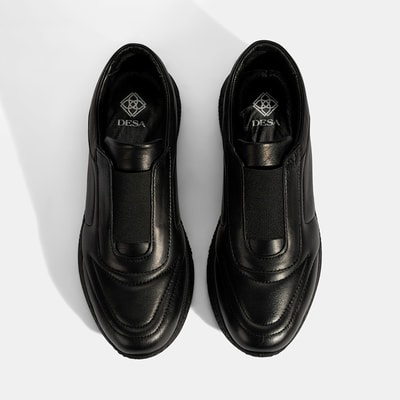 Kadın Siyah Lastikli Deri Spor Ayakkabı