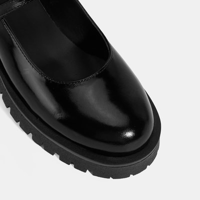 Kadın Siyah Mary Jane Cırt Detaylı Deri Babet