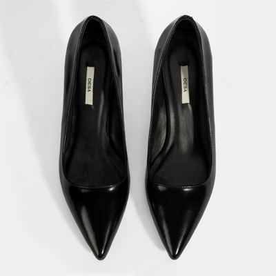 Kadın Siyah Metal Topuk Detaylı Rugan Abiye Ayakkabı