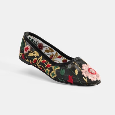 Kadın Siyah Nakış İşleme Detaylı Fileli Babet