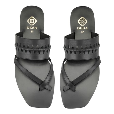 Kadın Siyah Parmak Arası Deri Terlik