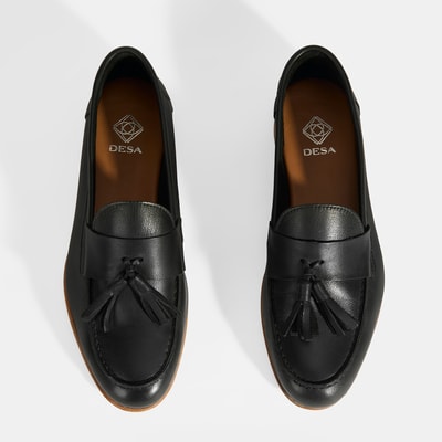 Kadın Siyah Püskül Detaylı Deri Loafer