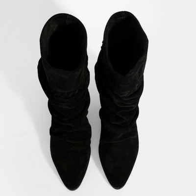 Kadın Siyah Püskül Detaylı Süet Topuklu Bot