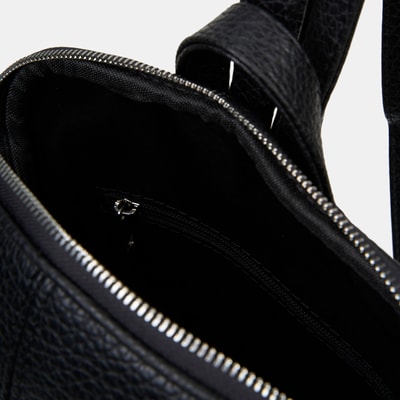 Kadın Siyah Sırt Çantası