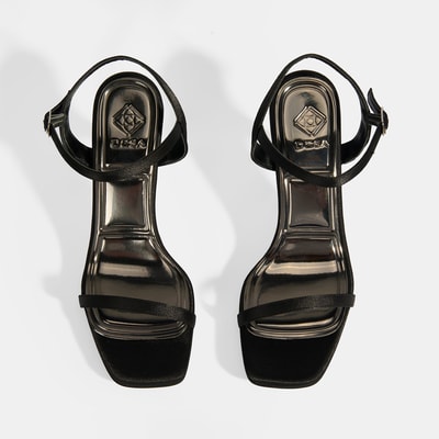 Kadın Siyah Toka Detaylı Topuklu Abiye Sandalet