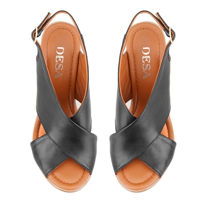 Kadın Siyah Topuklu Deri Sandalet