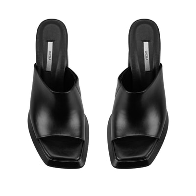 Kadın Siyah Topuklu Napa Deri Terlik