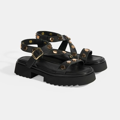 Kadın Siyah Zımba Detaylı Deri Sandalet