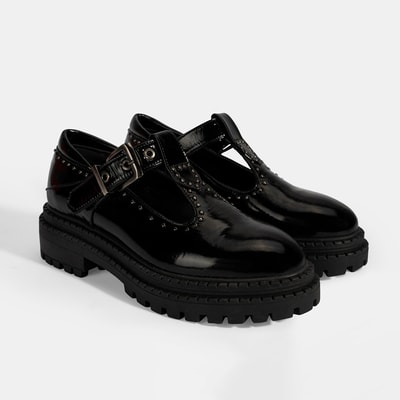 Kadın Siyah Zımba Detaylı T-Bant Rugan Ayakkabı