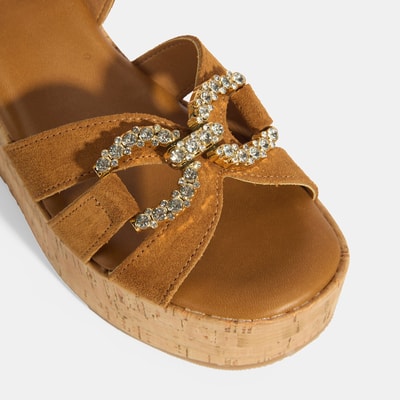 Kadın Taba Taşlı Toka Aksesuarlı Süet Dolgu Topuklu Sandalet