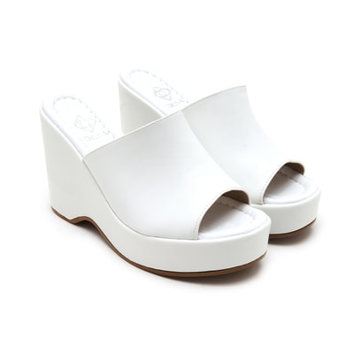 Patsy Beyaz Kadın Terlik