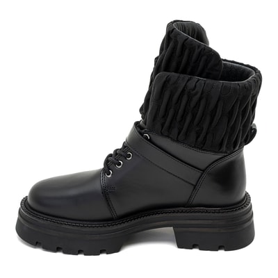 Sanda Siyah Kadın Kapitone Detaylı Deri Bot