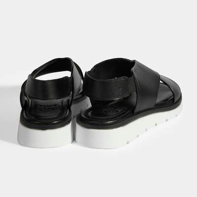 Siyah Kadın Lastik Bantlı Deri Sandalet