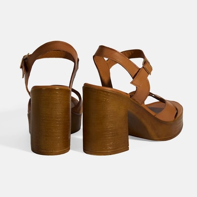 Taba Kadın Toka Detaylı Deri Sandalet