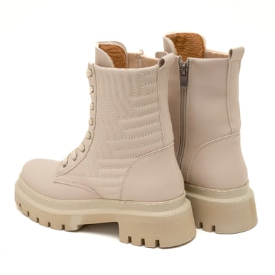 Valinda Bej Kadın Bot