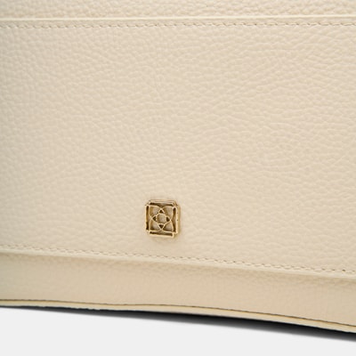 YNK-0014 SS26 KADIN POSTACI ÇANTA