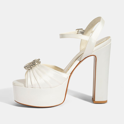 A-BTY3161 KADIN ABİYE AYAKKABI