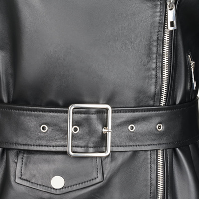 Akela Siyah Kadın Deri Biker Ceket