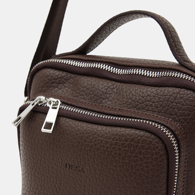 AYC-006 SS26 ERKEK POSTACI ÇANTASI