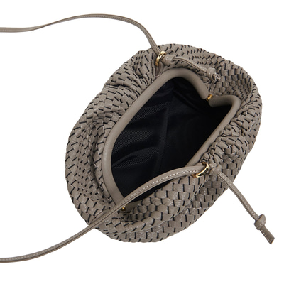 Azure Kadın Omuz Askılı Örgü Deri Clutch