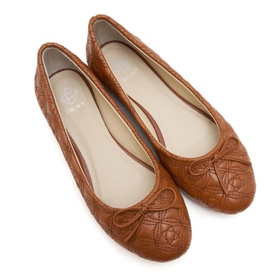 Ballerin Kadın Kapitone Deri Babet