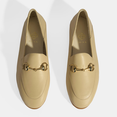 Bej Kadın Toka Aksesuarlı Deri Loafer