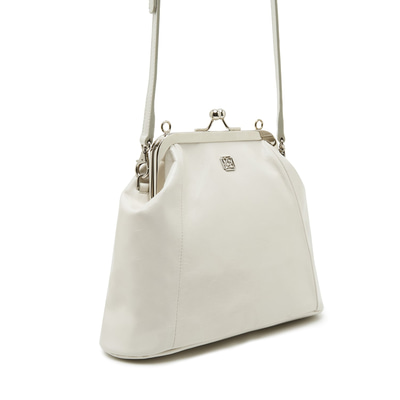 Betty Kadın Deri Omuz Askılı Çanta