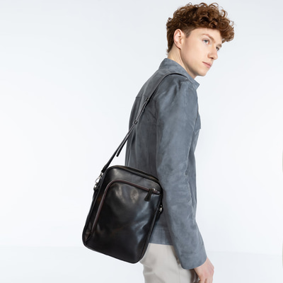 Burg Siyah Erkek Deri Postacı Çantası