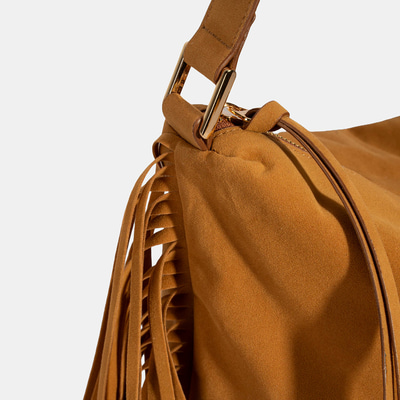 DE-12556 SS25 KADIN OMUZ ÇANTASI