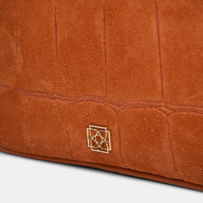 DE-13057 SS26 KADIN OMUZ ÇANTASI