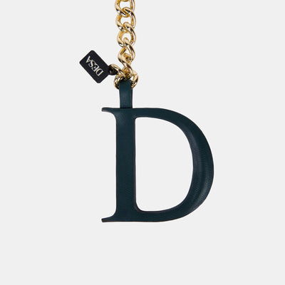 DP-4852 SS26 KADIN D HARFİ ANAHTARLIK