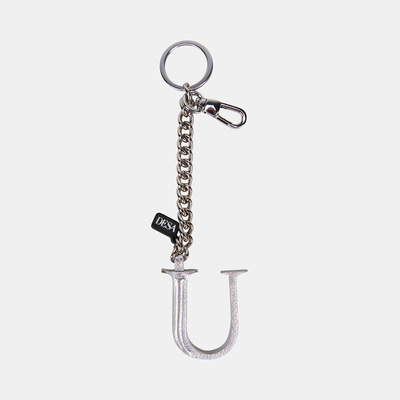 DP-4852 SS26 KADIN U HARFİ ANAHTARLIK