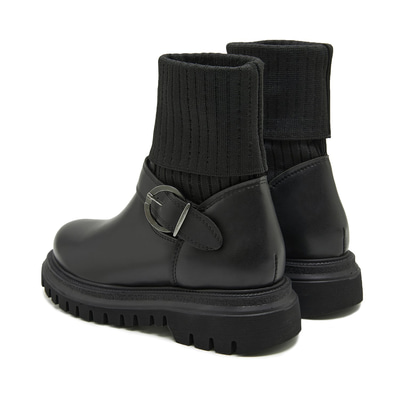 Este Siyah Kadın Bot