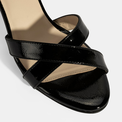 Hillary Siyah Kadın Ayarlanabilir Tokalı Topuklu DesaComfort Deri Sandalet