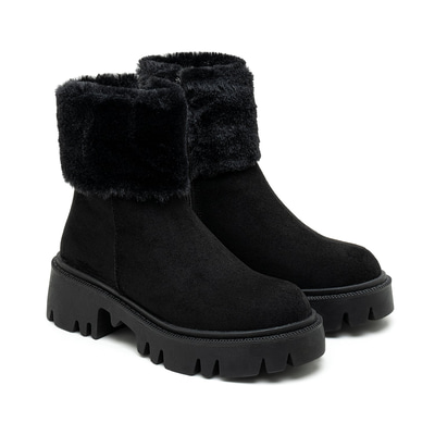 Holly Siyah Kadın Bot