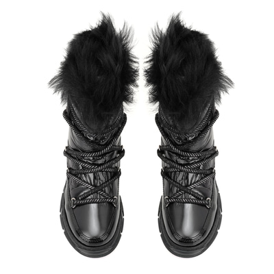 Jacky Siyah Kadın Bot