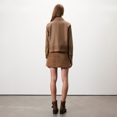 Kadın Açık Kahve Kısa Gömlek Yaka Deri Ceket