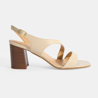 Kadın Bej Ayarlanabilir Tokalı Topuklu Deri Sandalet