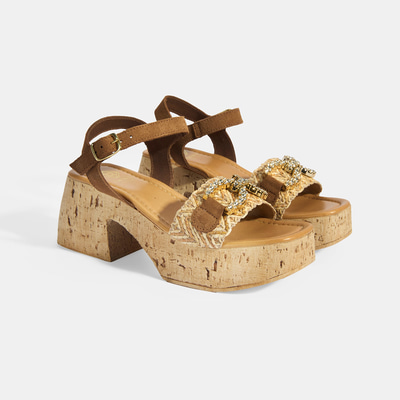 Kadın Bej Hasır Detaylı Toka Aksesuarlı Topuklu Sandalet