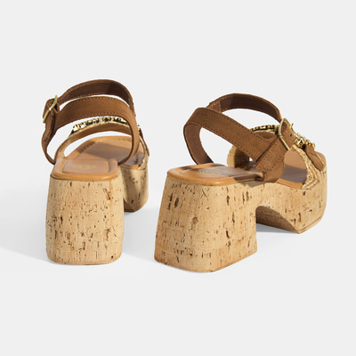 Kadın Bej Hasır Detaylı Toka Aksesuarlı Topuklu Sandalet