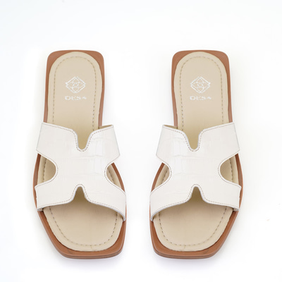 Kadın Bej Kroko Baskılı Deri Terlik