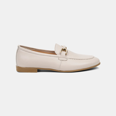 Kadın Bej Metal Gold Toka Aksesuarlı Deri Loafer