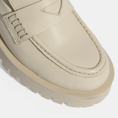 Kadın Bej Slip-On Deri Loafer