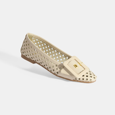 Kadın Bej Toka Aksesuarlı Perforeli Deri Babet