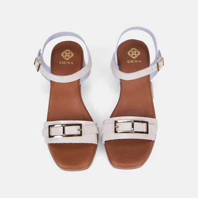 Kadın Bej Tokalı Kalın Topuklu Rugan Deri Sandalet