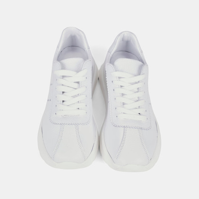 Kadın Beyaz Bağcıklı Kalın Tabanlı Deri Sneaker