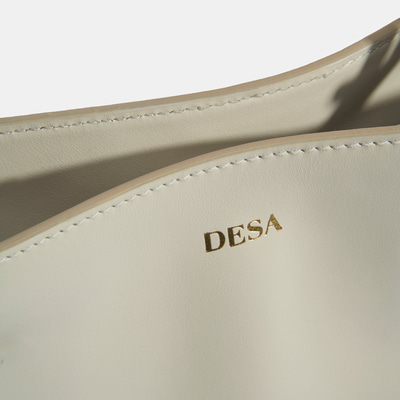 Kadın Beyaz Deri Omuz Çantası