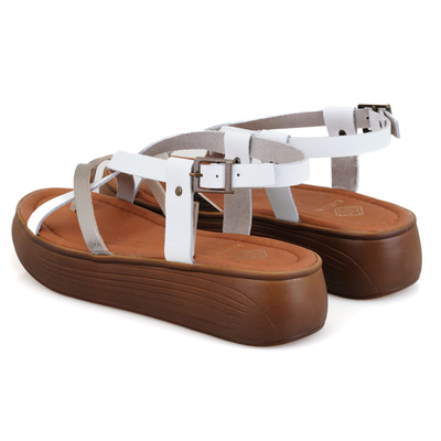 Kadın Beyaz Dolgu Tabanlı Deri Sandalet