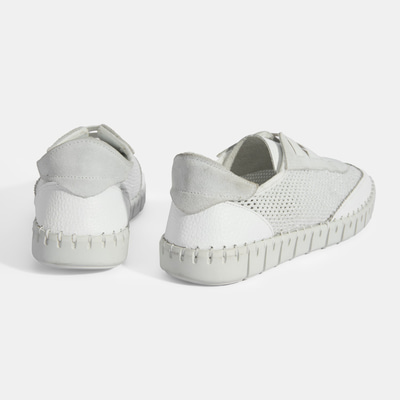 Kadın Beyaz Perforeli DesaComfort Günlük Ayakkabı